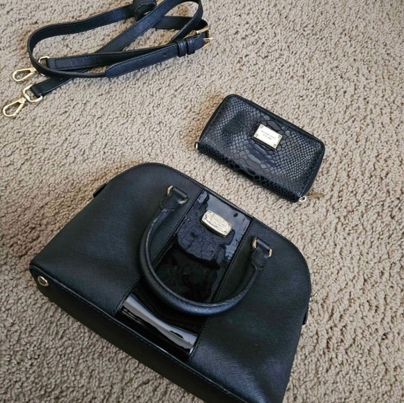 Michael Kors purse with Wallet Bundle Set - Picture 4 of 14